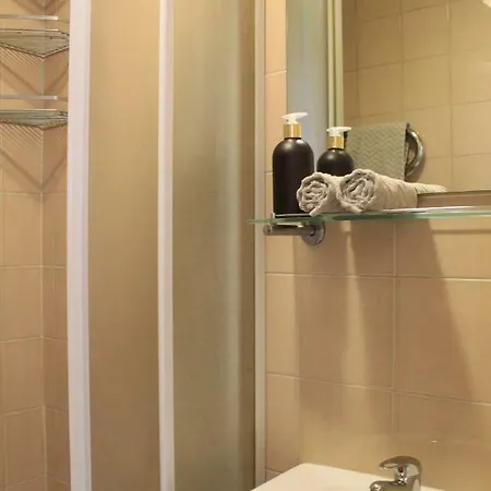 Starr Apartman